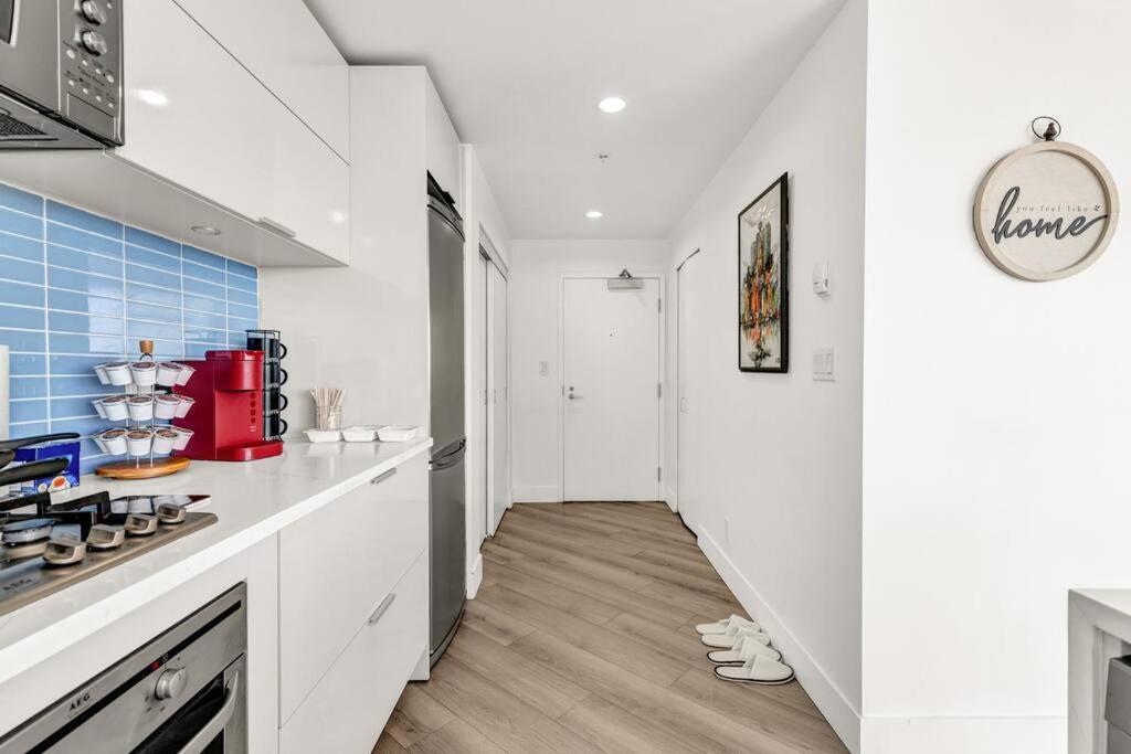 Central Luxury Apartment With Best City Views! Vancouver Exteriér fotografie