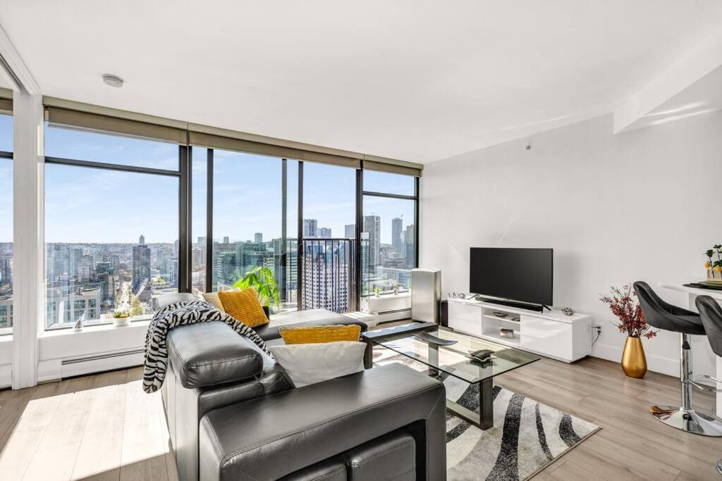 Central Luxury Apartment With Best City Views! Vancouver Exteriér fotografie