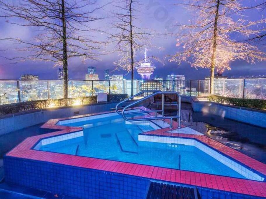 Central Luxury Apartment With Best City Views! Vancouver Exteriér fotografie