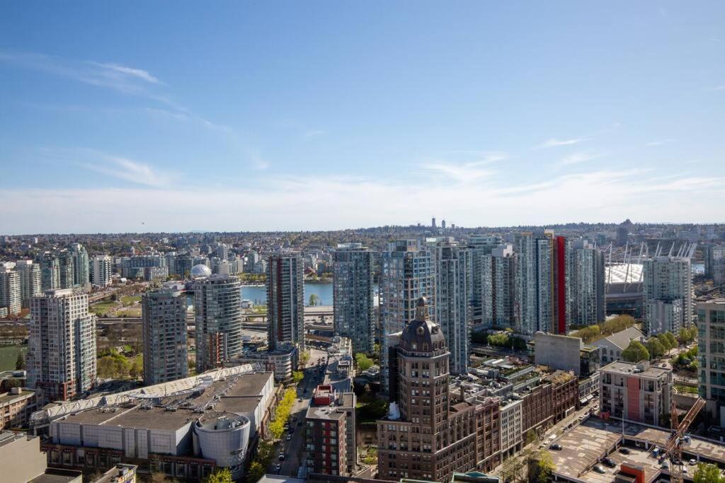 Central Luxury Apartment With Best City Views! Vancouver Exteriér fotografie